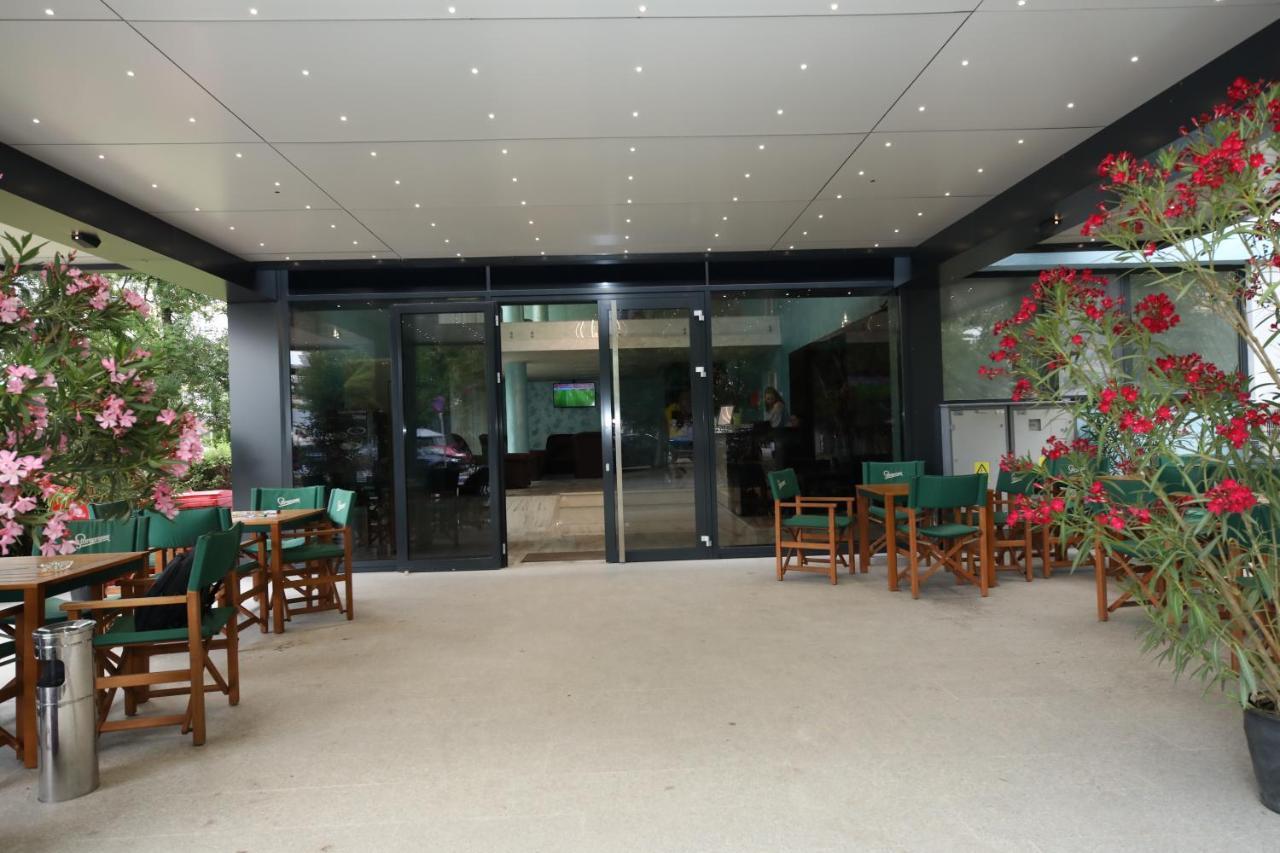 Hotel Delfin Mamaia Luaran gambar