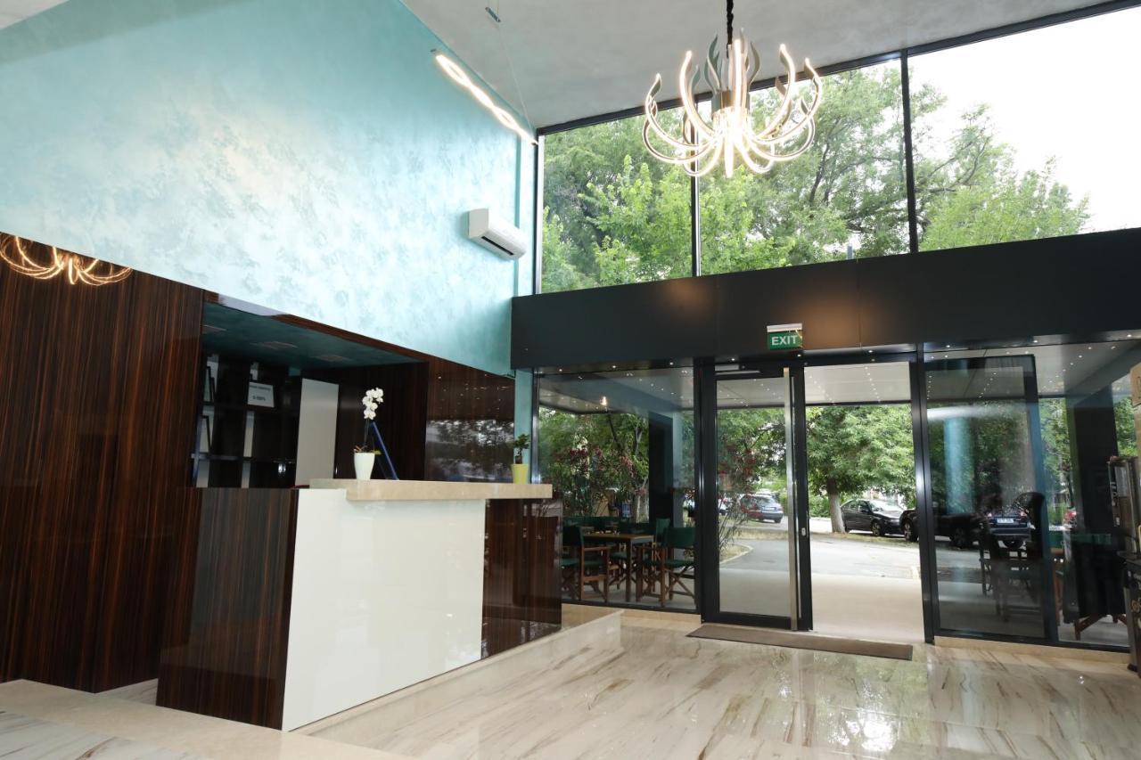 Hotel Delfin Mamaia Luaran gambar