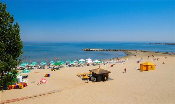 Hotel Delfin Mamaia Luaran gambar