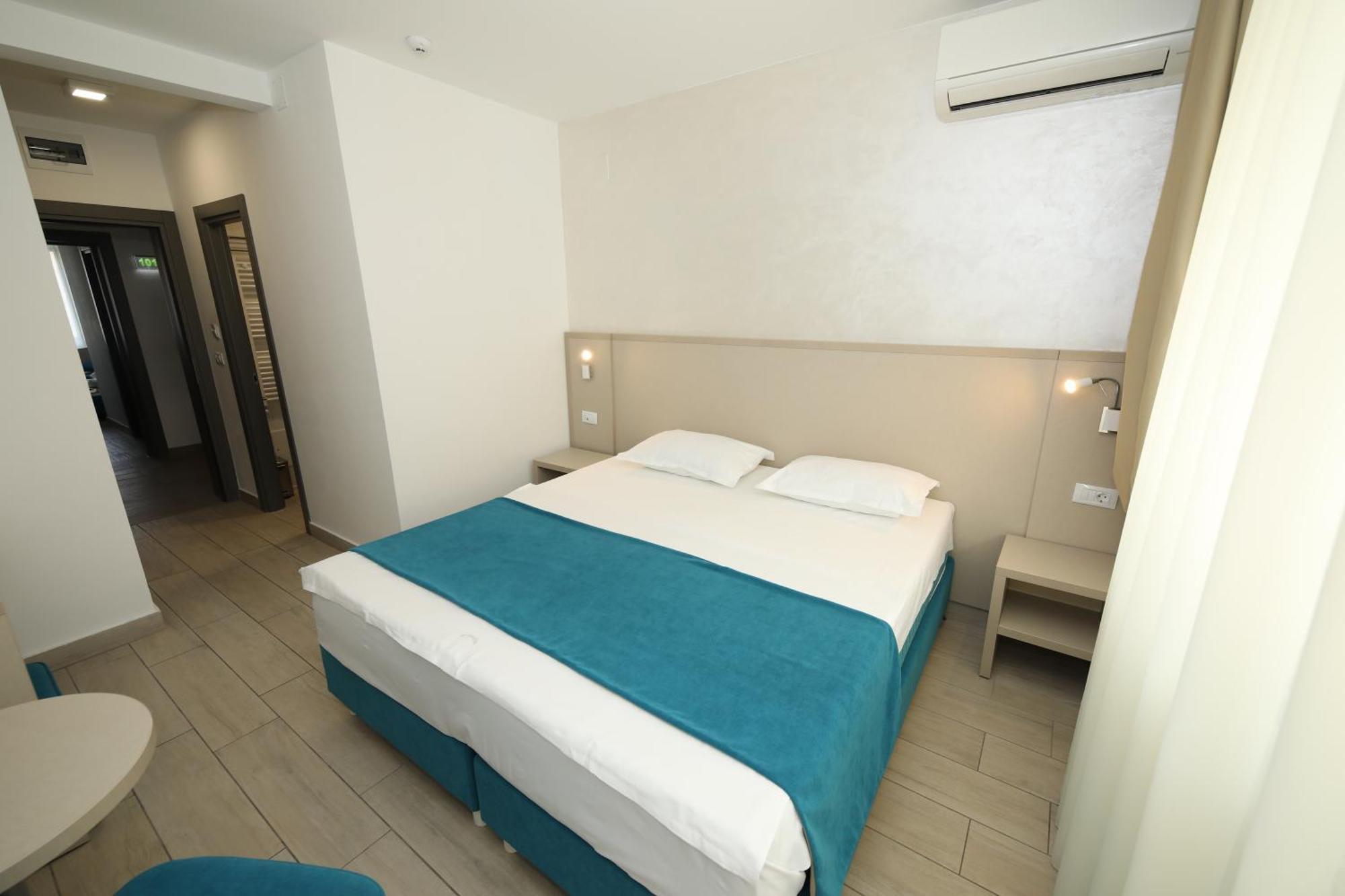 Hotel Delfin Mamaia Luaran gambar